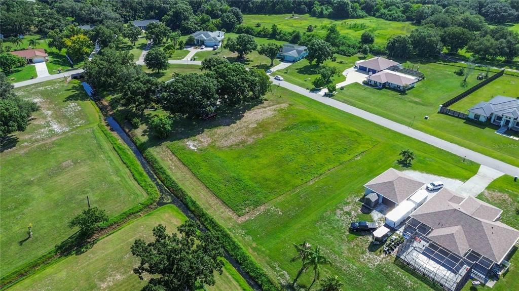 待售: $249,000 (1.05 acres)