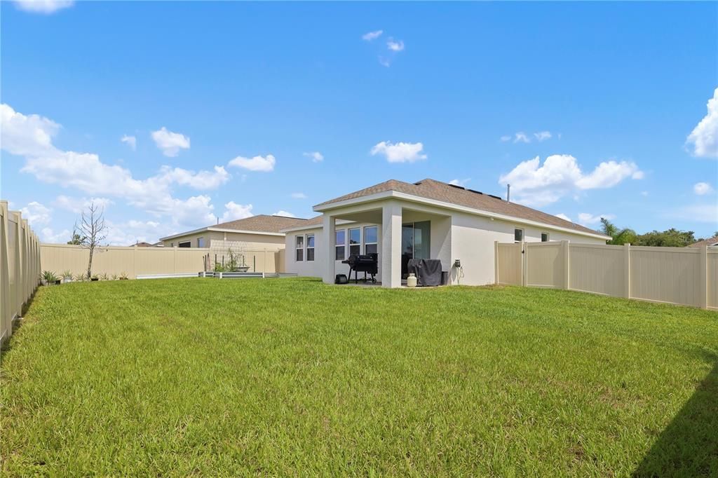 En Venta: $324,900 (4 camas, 2 baños, 1850 Pies cuadrados)