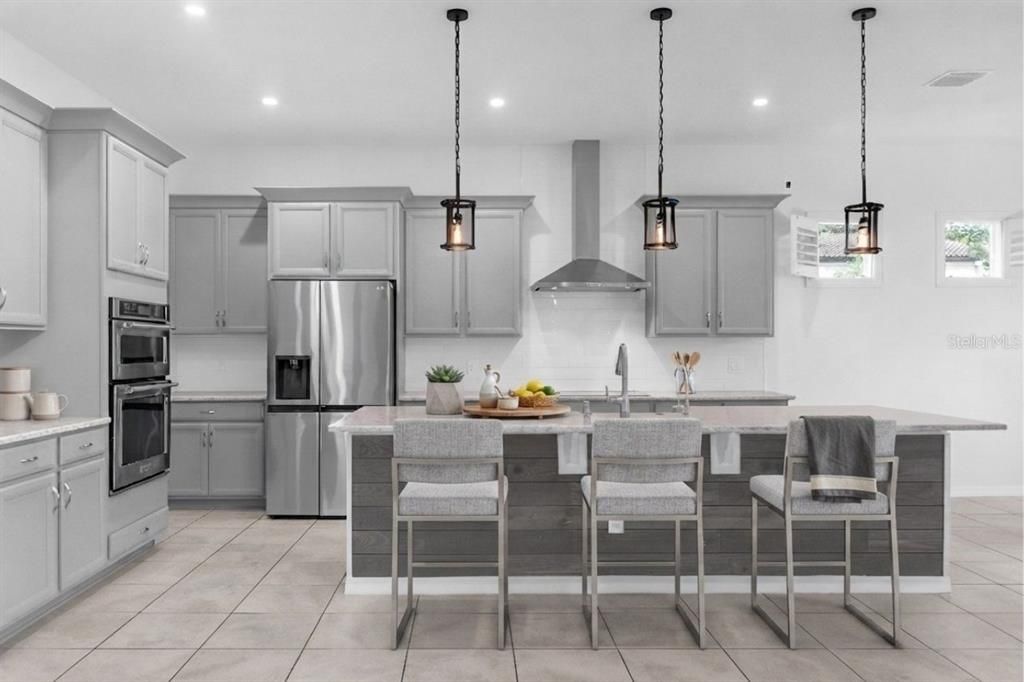 En Venta: $1,249,990 (5 camas, 3 baños, 4305 Pies cuadrados)