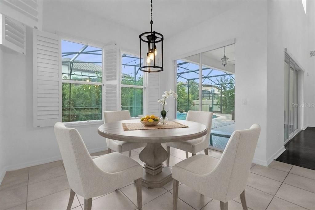 En Venta: $1,249,990 (5 camas, 3 baños, 4305 Pies cuadrados)
