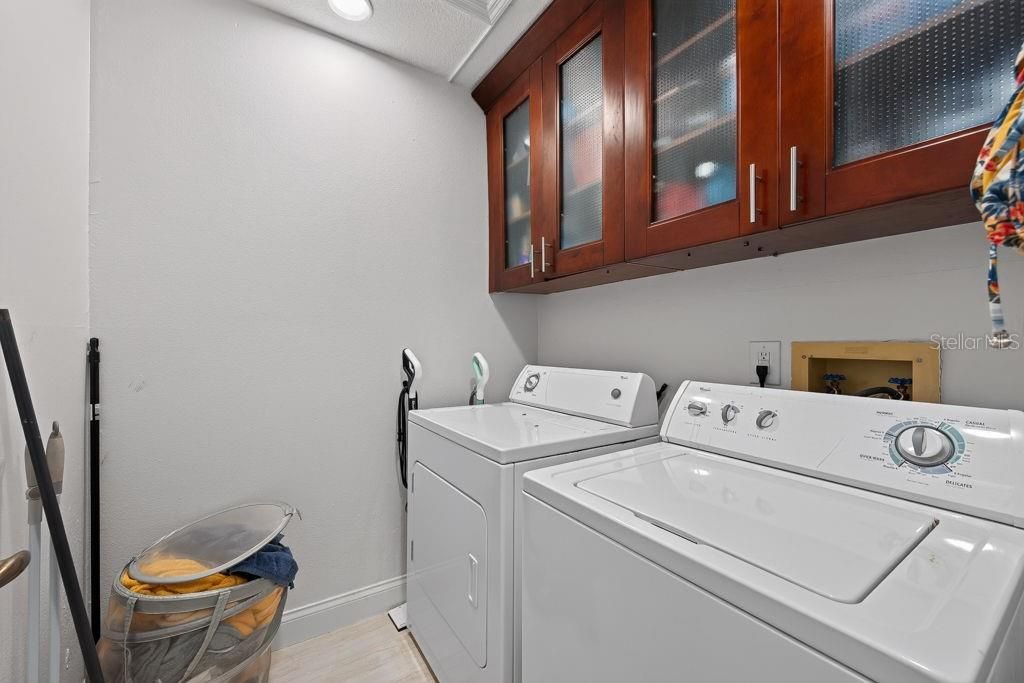 На продажу: $469,000 (2 спален, 2 ванн, 1485 Квадратных фут)