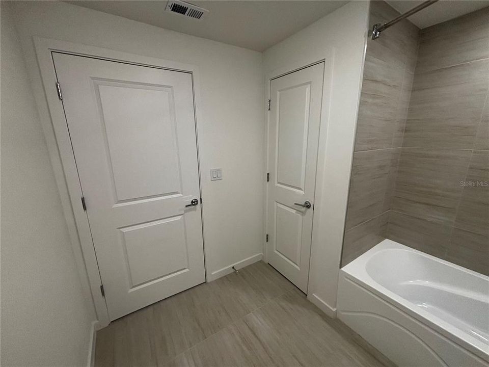 En Renta: $1,700 (3 camas, 2 baños, 1023 Pies cuadrados)