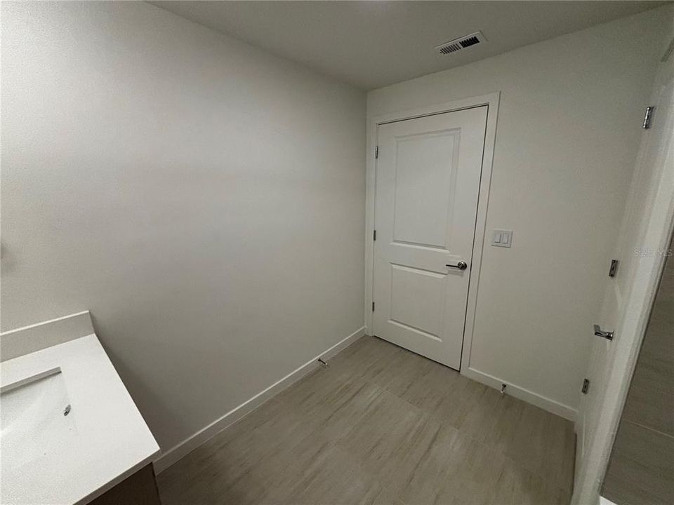En Renta: $1,700 (3 camas, 2 baños, 1023 Pies cuadrados)