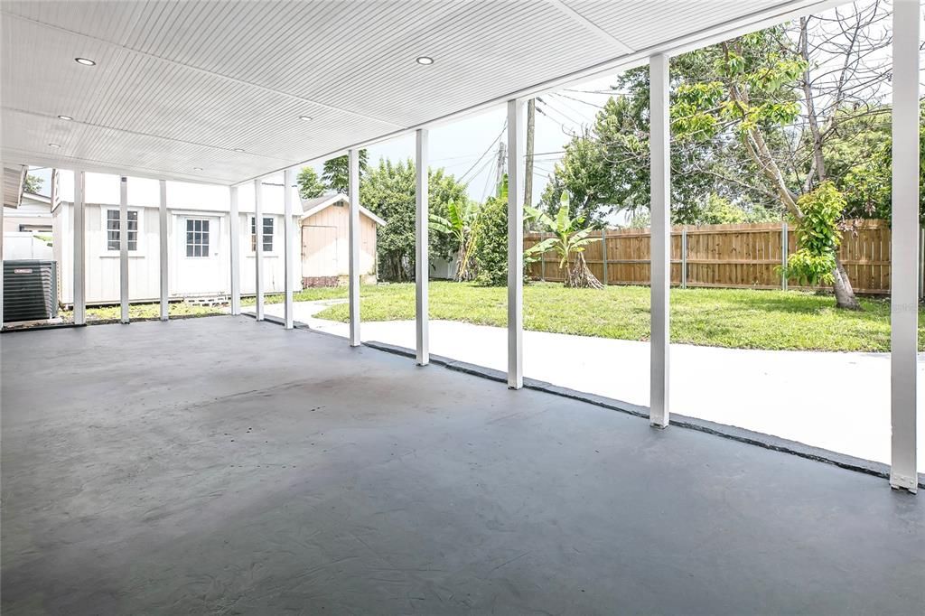 For Sale: $419,000 (4 beds, 2 baths, 1836 Square Feet)