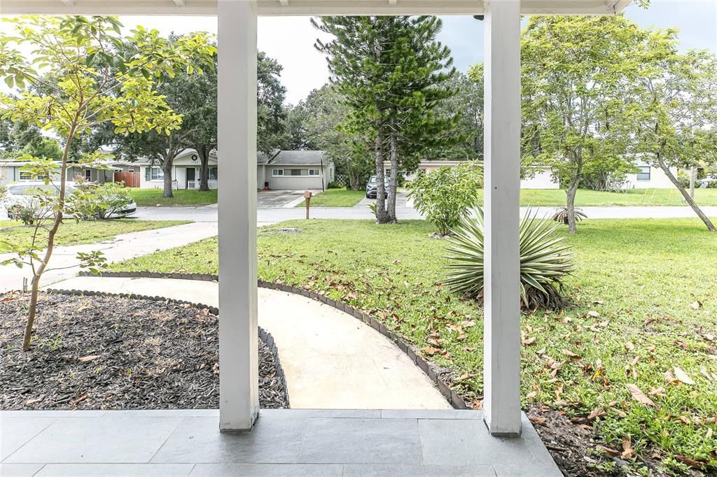 For Sale: $419,000 (4 beds, 2 baths, 1836 Square Feet)