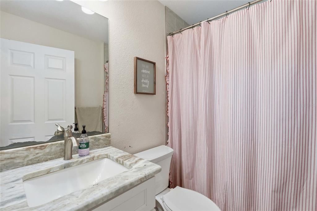 En Venta: $299,000 (3 camas, 2 baños, 1437 Pies cuadrados)