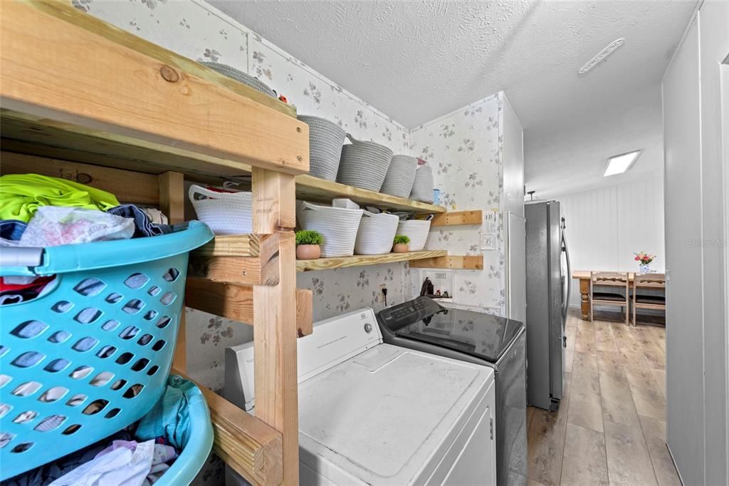 На продажу: $650,000 (3 спален, 2 ванн, 1200 Квадратных фут)
