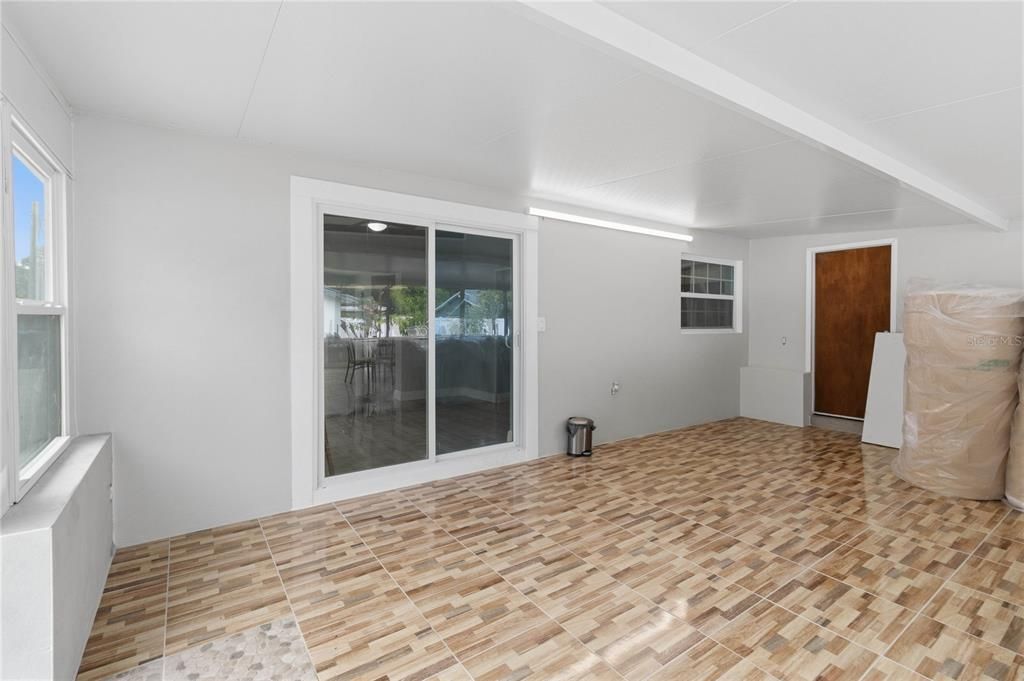 На продажу: $429,000 (3 спален, 2 ванн, 1341 Квадратных фут)