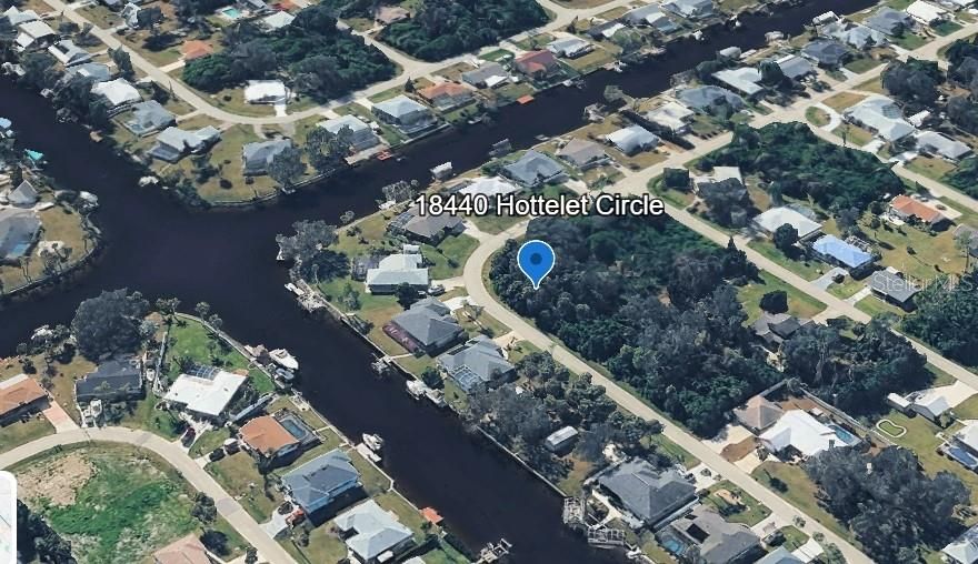 На продажу: $19,900 (0.32 acres)