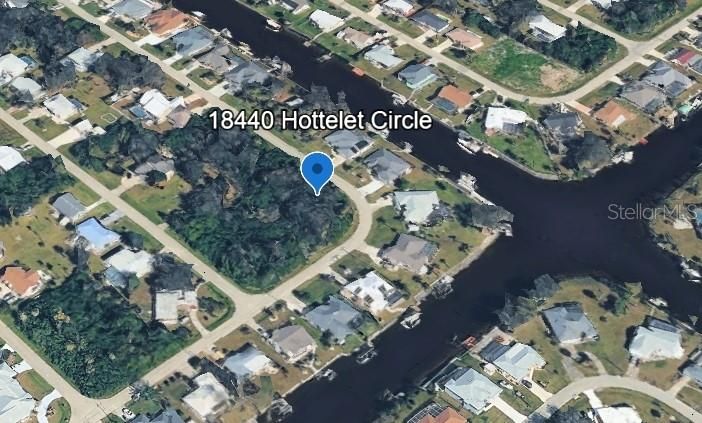 На продажу: $19,900 (0.32 acres)