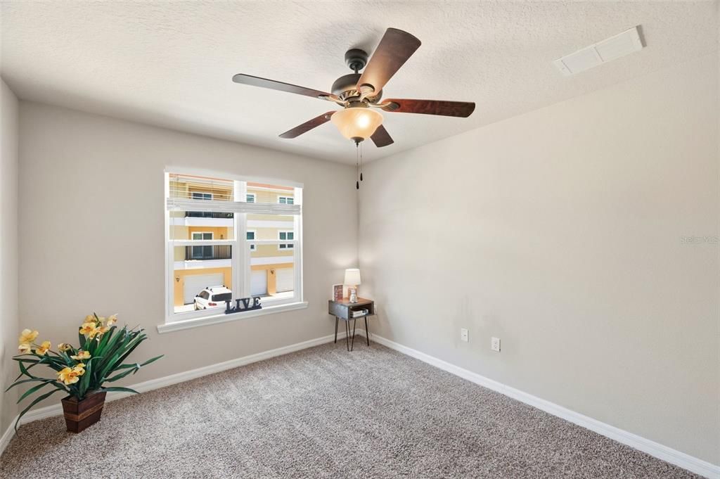 For Sale: $235,000 (3 beds, 2 baths, 1228 Square Feet)