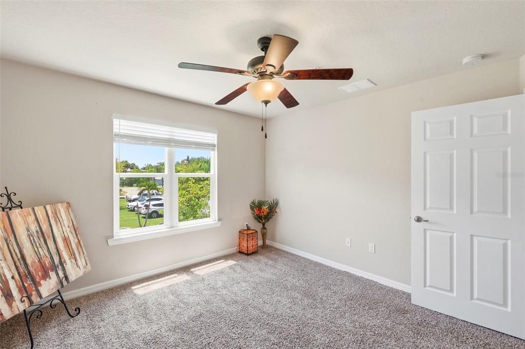 For Sale: $235,000 (3 beds, 2 baths, 1228 Square Feet)