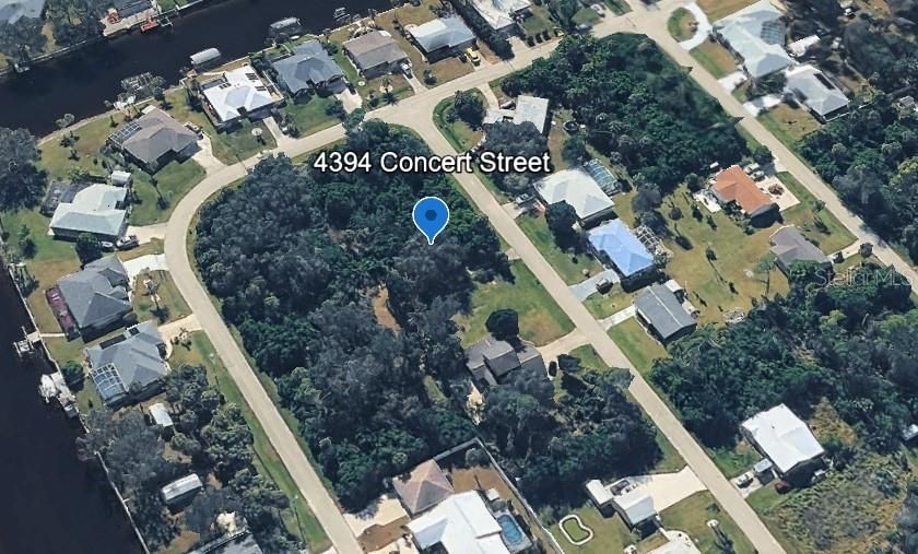 На продажу: $17,000 (0.23 acres)