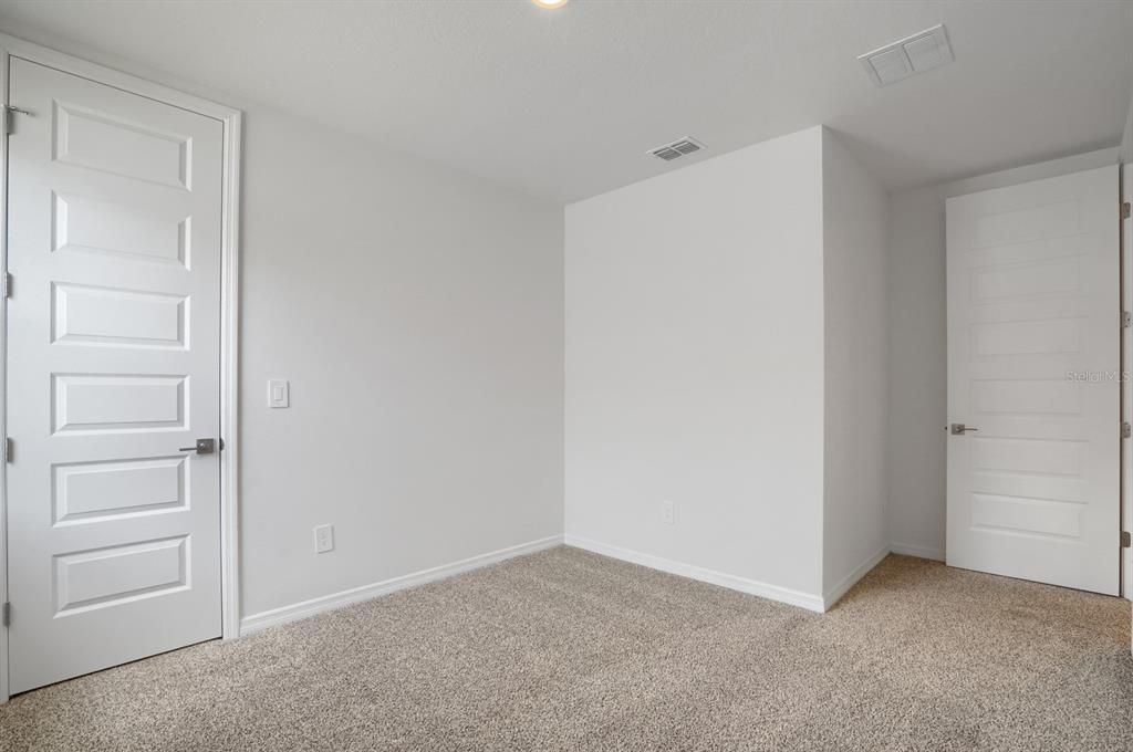 For Sale: $435,000 (4 beds, 3 baths, 2486 Square Feet)