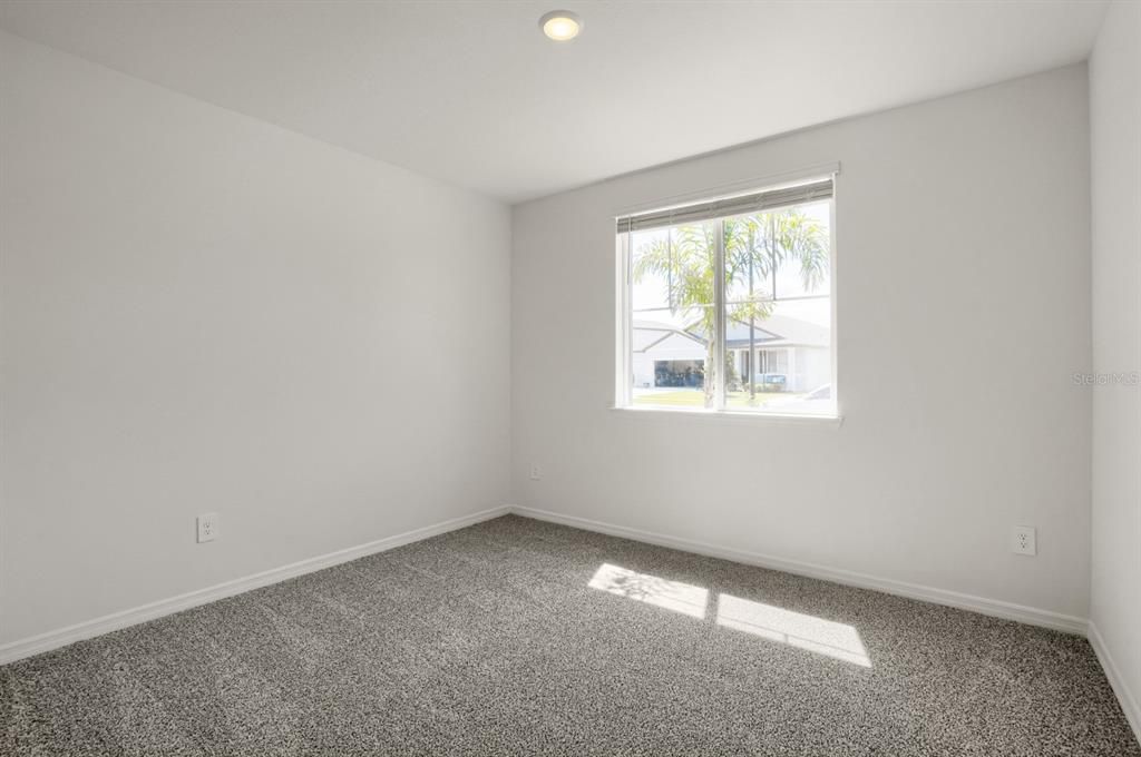 For Sale: $435,000 (4 beds, 3 baths, 2486 Square Feet)