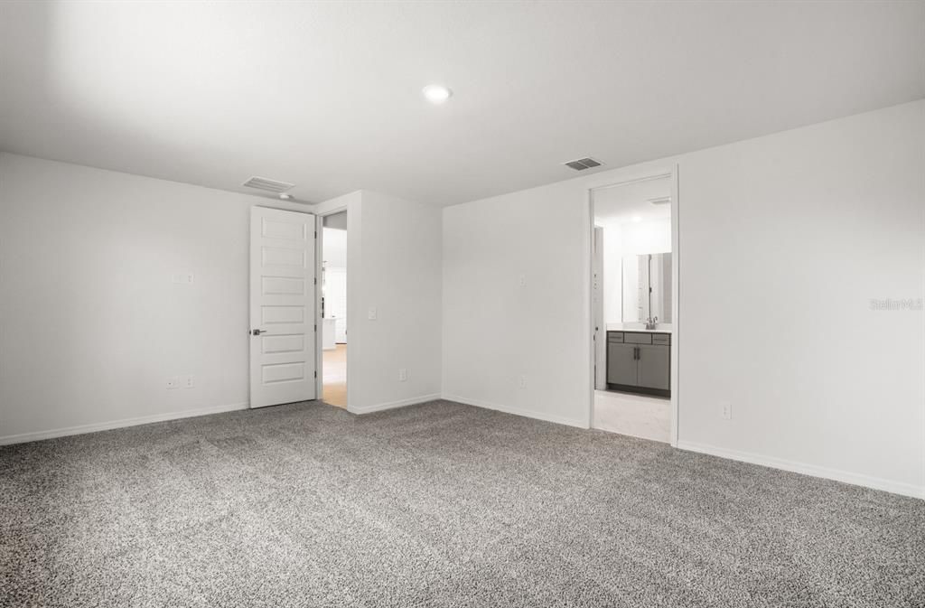 For Sale: $435,000 (4 beds, 3 baths, 2486 Square Feet)