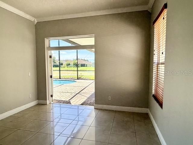 En Renta: $2,950 (4 camas, 3 baños, 2727 Pies cuadrados)