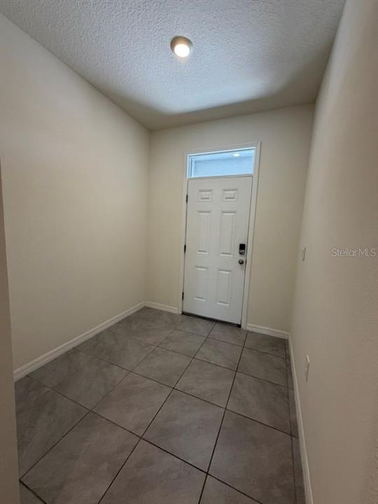 В аренду: $2,500 (3 спален, 2 ванн, 1724 Квадратных фут)
