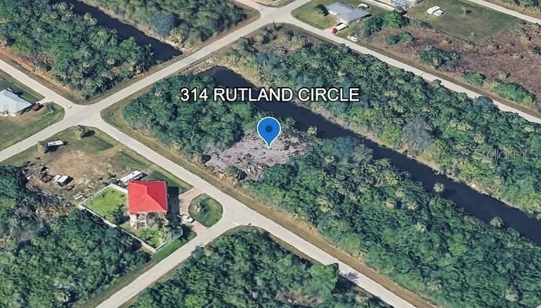 На продажу: $19,500 (0.23 acres)