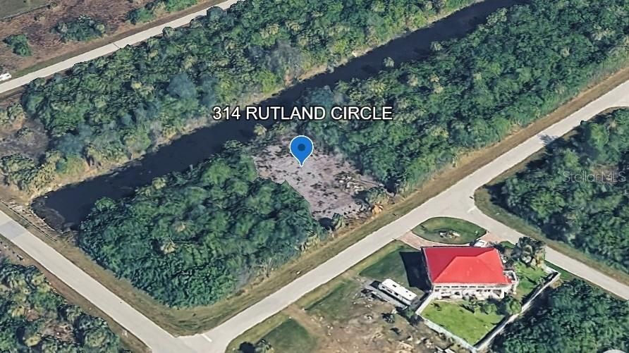 На продажу: $19,500 (0.23 acres)