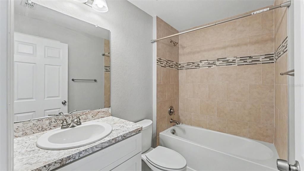 На продажу: $315,000 (3 спален, 2 ванн, 1551 Квадратных фут)