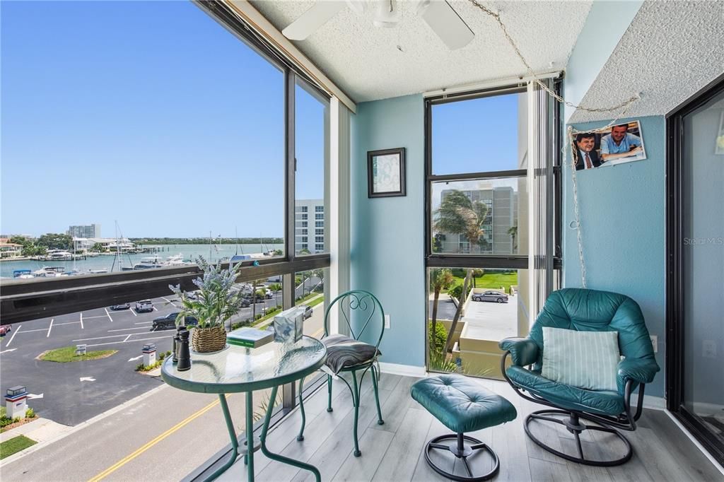 En Venta: $415,000 (2 camas, 2 baños, 1260 Pies cuadrados)
