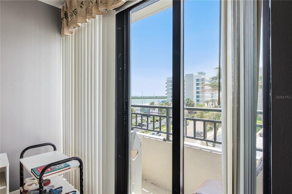 En Venta: $415,000 (2 camas, 2 baños, 1260 Pies cuadrados)