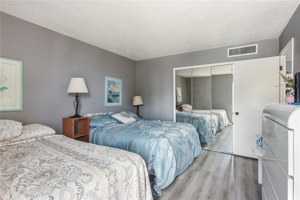 En Venta: $415,000 (2 camas, 2 baños, 1260 Pies cuadrados)