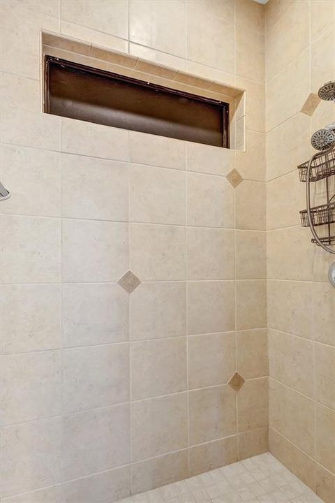 En Venta: $1,250,000 (4 camas, 4 baños, 5380 Pies cuadrados)