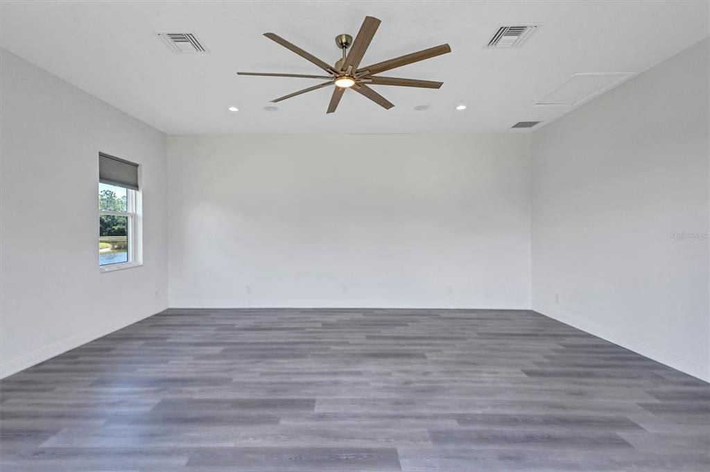 En Venta: $1,250,000 (4 camas, 4 baños, 5380 Pies cuadrados)