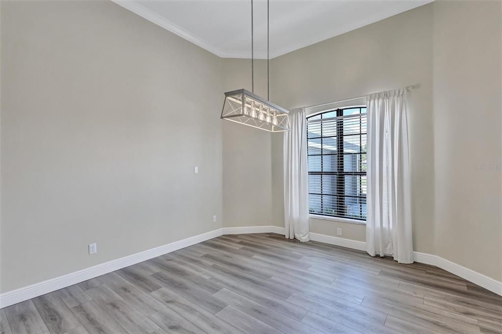 En Venta: $1,250,000 (4 camas, 4 baños, 5380 Pies cuadrados)