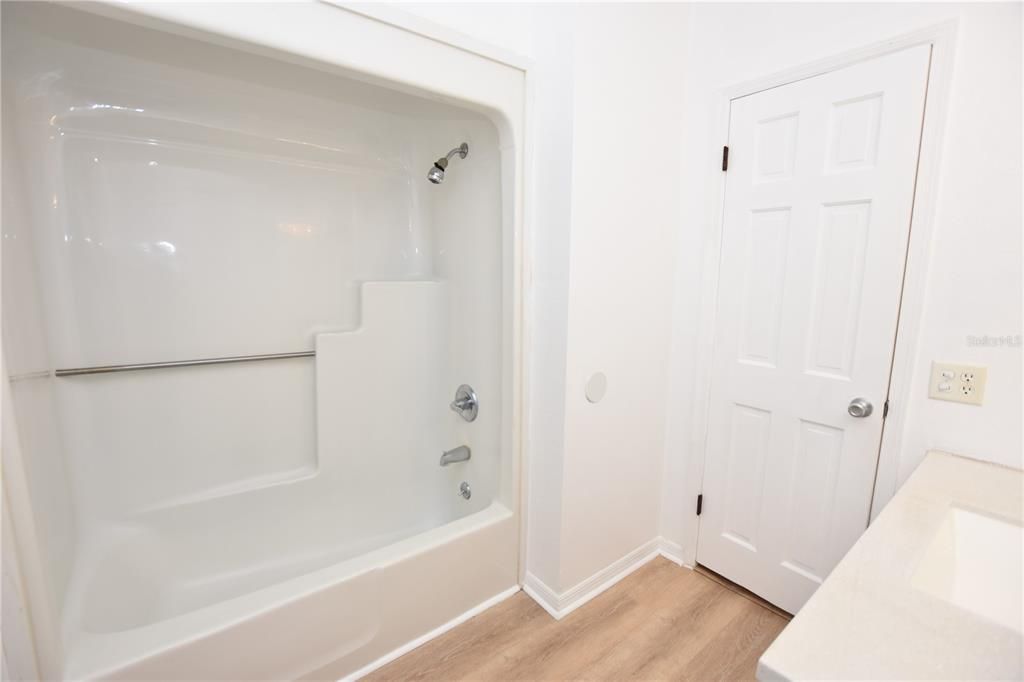 В аренду: $1,550 (2 спален, 2 ванн, 1500 Квадратных фут)