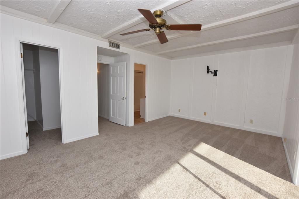 В аренду: $1,550 (2 спален, 2 ванн, 1500 Квадратных фут)