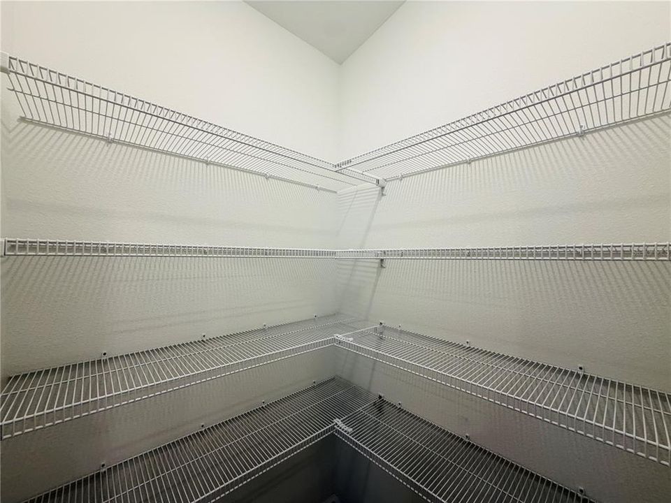 В аренду: $2,100 (4 спален, 3 ванн, 2174 Квадратных фут)