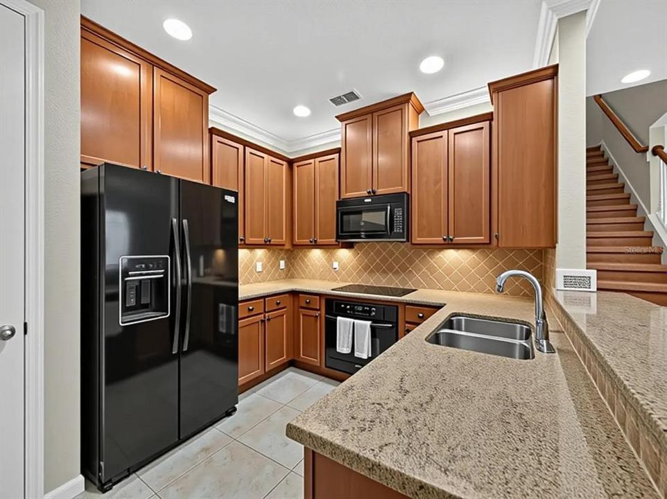 На продажу: $599,900 (4 спален, 3 ванн, 2449 Квадратных фут)