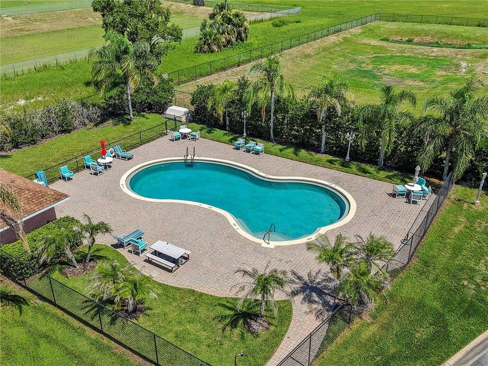 На продажу: $299,000 (4 спален, 2 ванн, 1580 Квадратных фут)