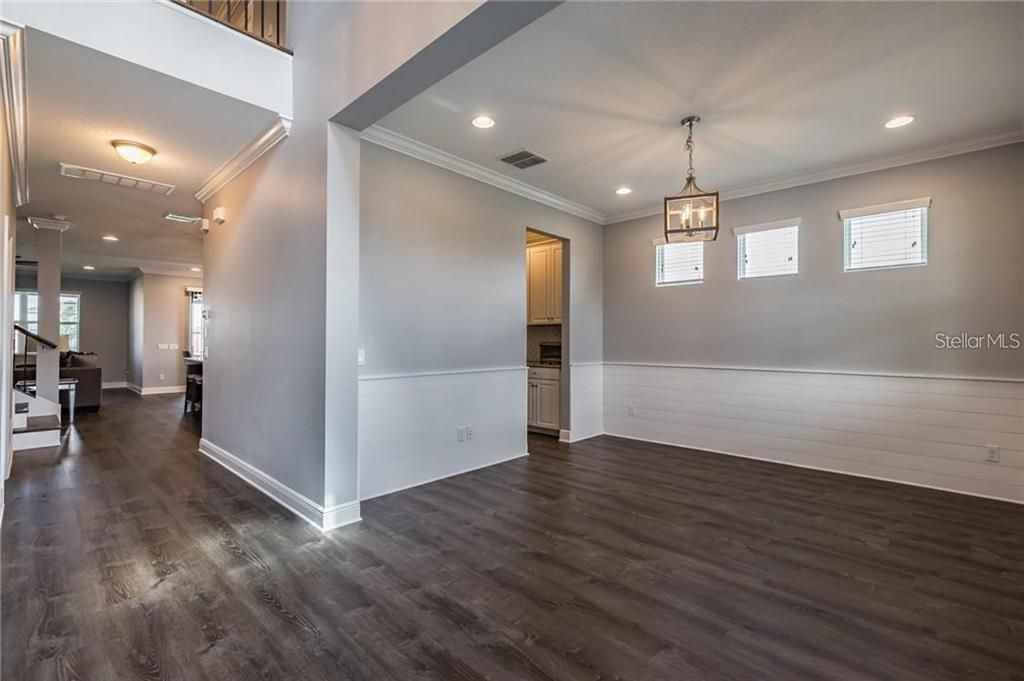 En Venta: $579,000 (5 camas, 3 baños, 3568 Pies cuadrados)