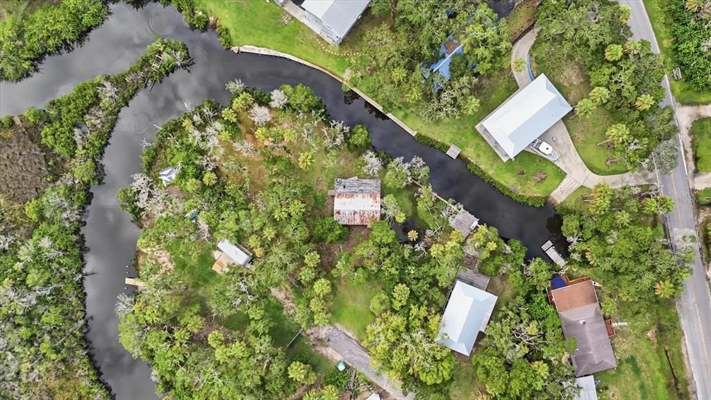 На продажу: $269,900 (2 спален, 1 ванн, 640 Квадратных фут)