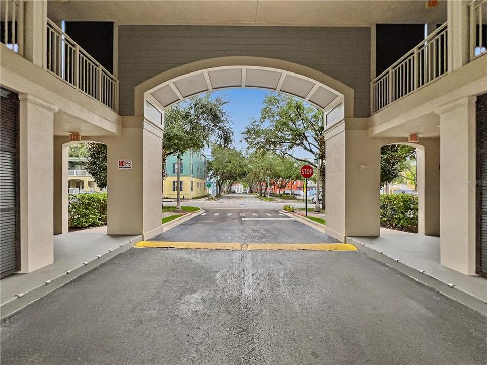 Active With Contract: $750,000 (3 beds, 2 baths, 1943 Square Feet)