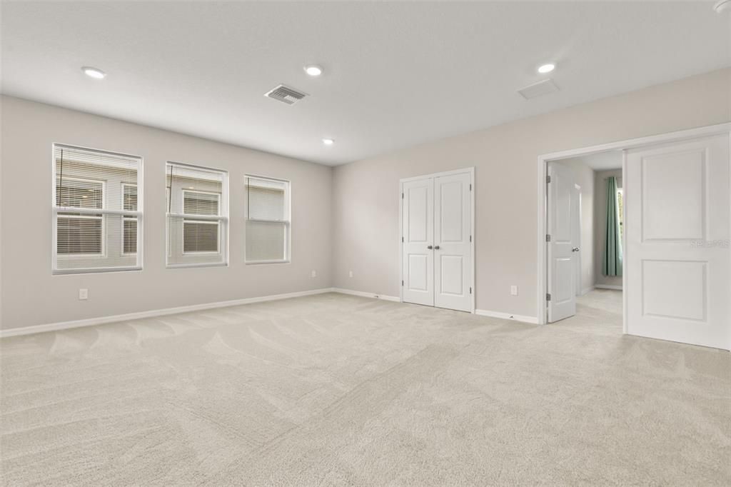 На продажу: $530,000 (4 спален, 3 ванн, 3313 Квадратных фут)