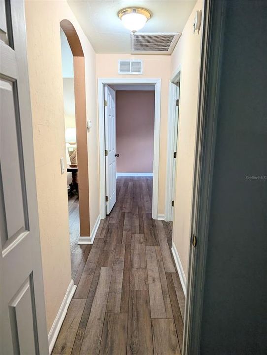 На продажу: $225,000 (3 спален, 2 ванн, 1344 Квадратных фут)