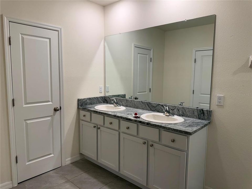 В аренду: $2,695 (4 спален, 2 ванн, 2260 Квадратных фут)