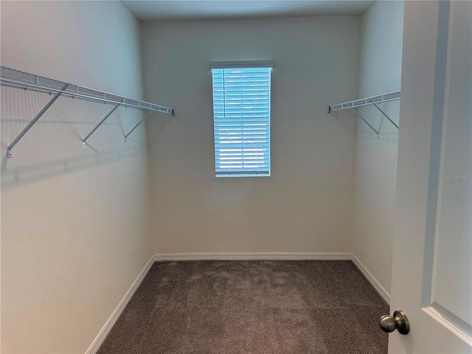 В аренду: $2,695 (4 спален, 2 ванн, 2260 Квадратных фут)