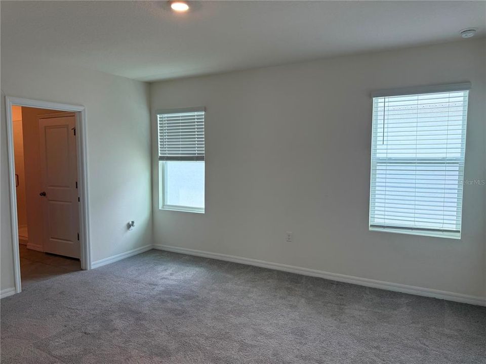 В аренду: $2,695 (4 спален, 2 ванн, 2260 Квадратных фут)