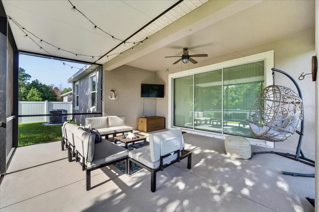 En Venta: $384,900 (3 camas, 2 baños, 2038 Pies cuadrados)