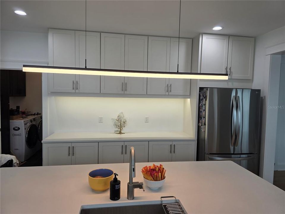 For Sale: $769,999 (3 beds, 2 baths, 1636 Square Feet)