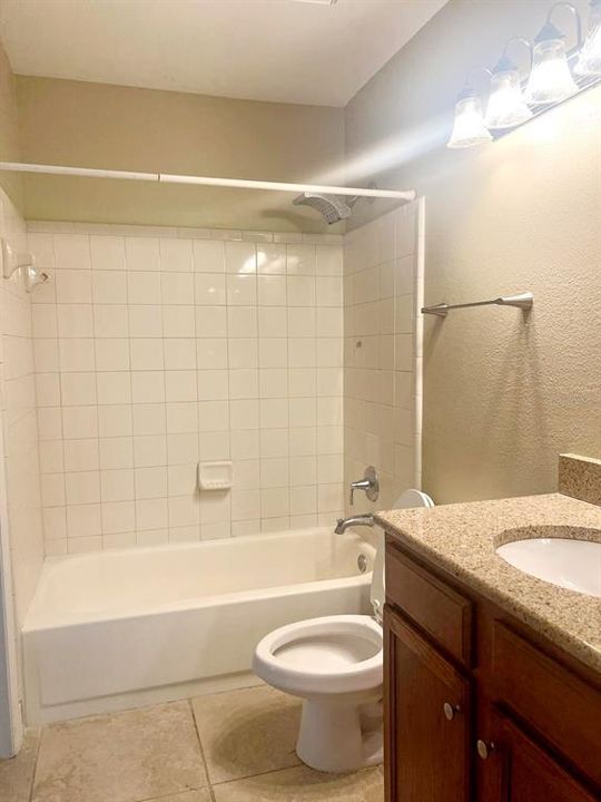 En Renta: $1,900 (3 camas, 2 baños, 1260 Pies cuadrados)