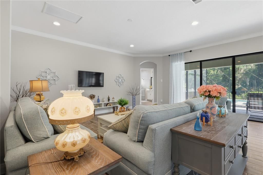 For Sale: $1,059,000 (5 beds, 4 baths, 4218 Square Feet)