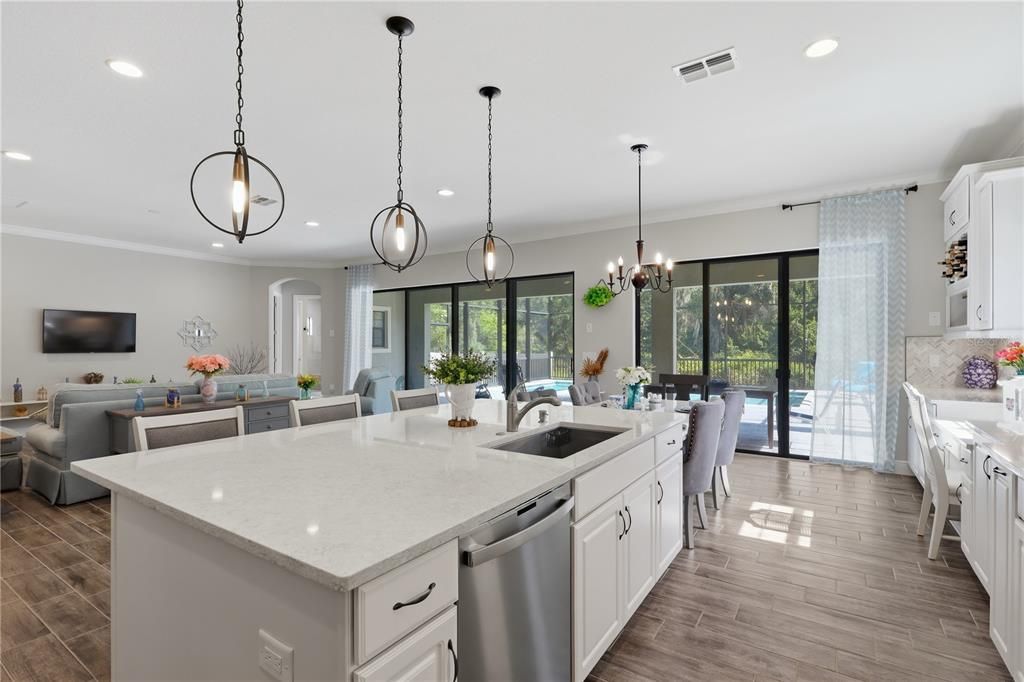 For Sale: $1,059,000 (5 beds, 4 baths, 4218 Square Feet)