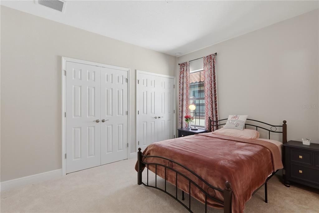For Sale: $1,059,000 (5 beds, 4 baths, 4218 Square Feet)